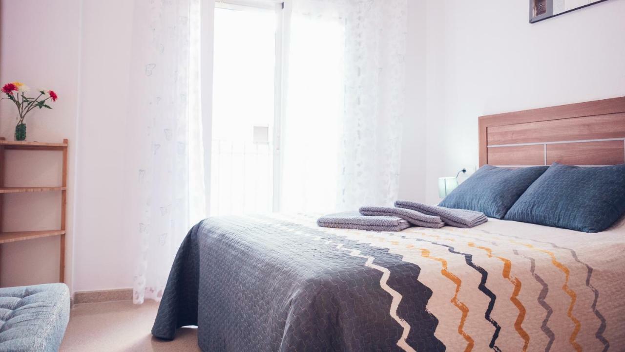 Apartamento En Centro Tradicional Alicante Eksteriør billede