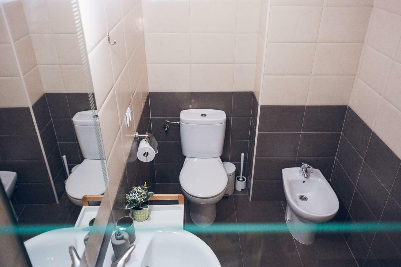 Apartamento En Centro Tradicional Alicante Eksteriør billede